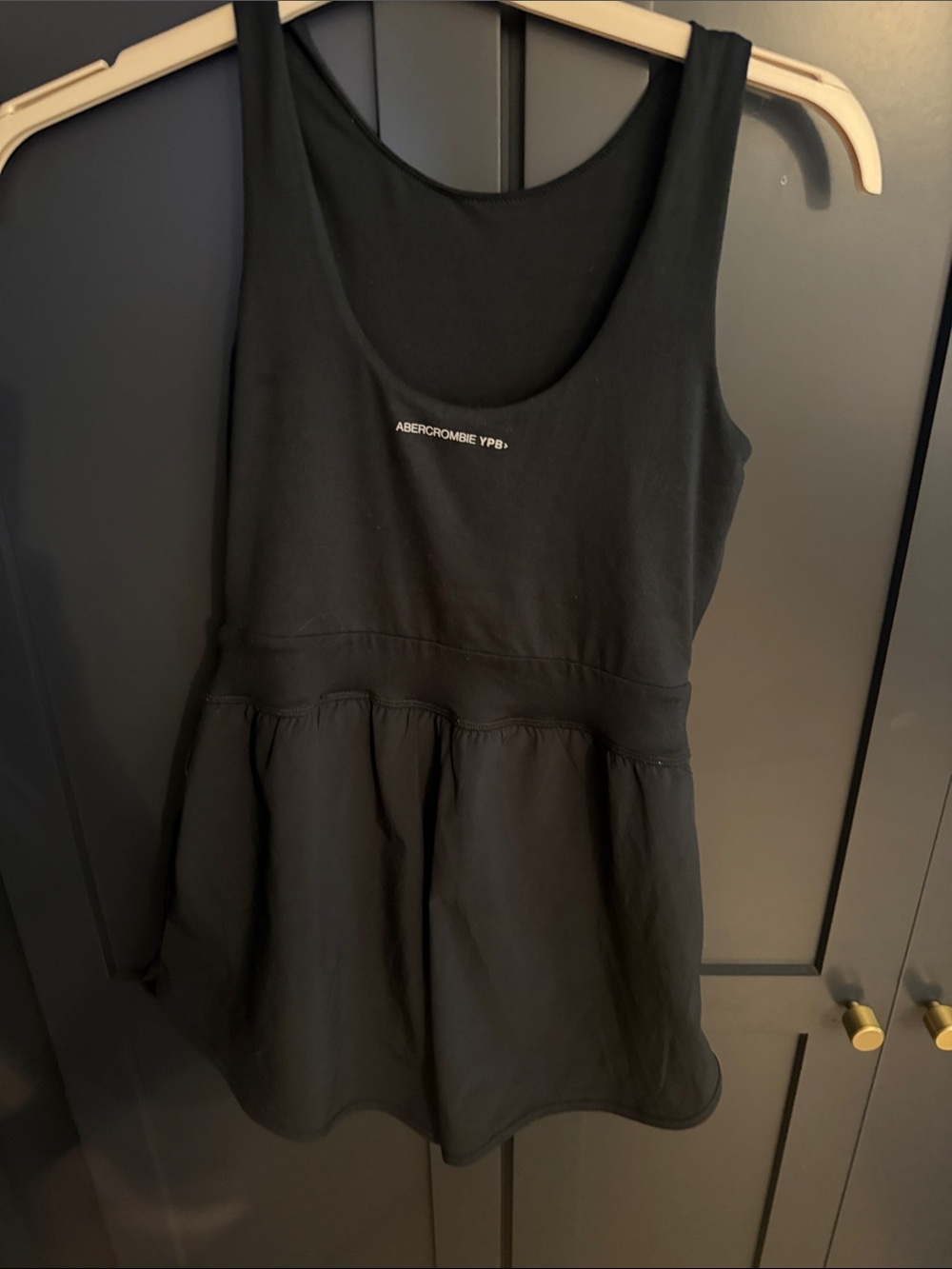 Abercrombie Kids YPB studio flex Black Scoop neck romper - size 13/14